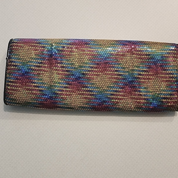 🤩GET A SHOW SALE PRICE WITHOUT THE SHOW!🤩Bright Rainbow 🌈 Sequins Clutch - Picture 2 of 2